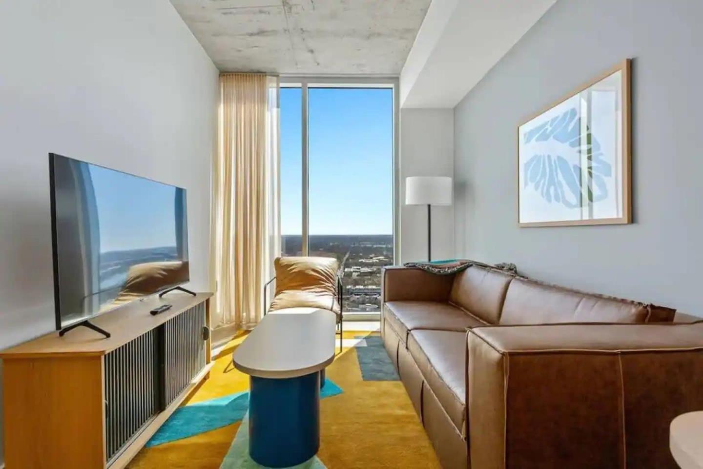 Modern 1Br Condo On Rainey St With Pool And Views Austin Bagian luar foto