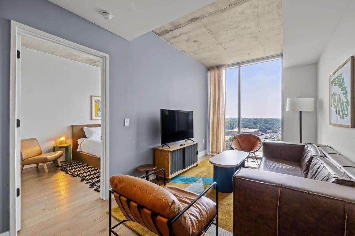 Modern 1Br Condo On Rainey St With Pool And Views Austin Bagian luar foto